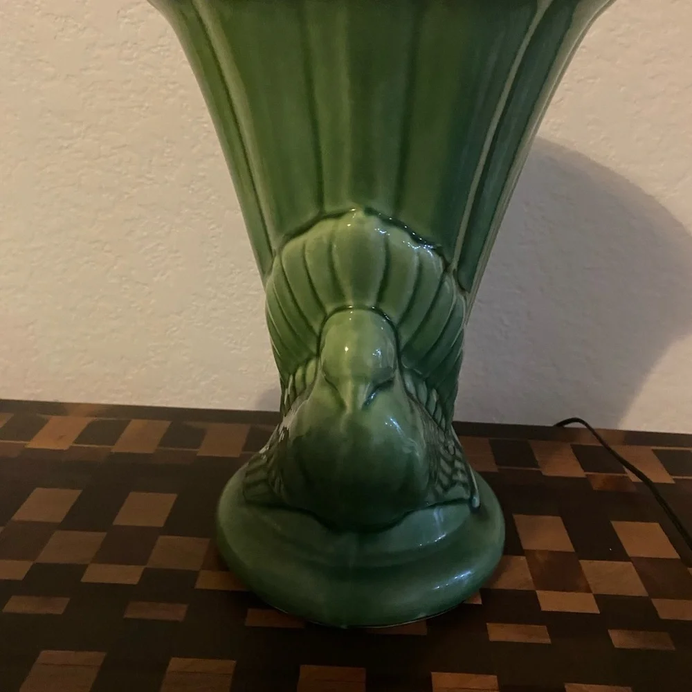Vintage Shawnee Pottery Fluted Double Dove Green Glaze Ceramic Art Deco Vase 9”H